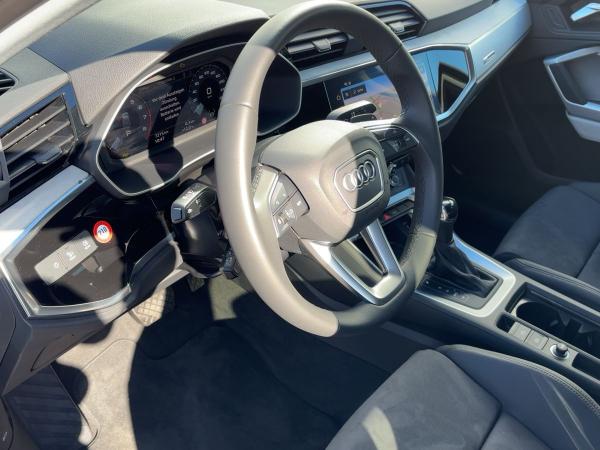 Audi Q3 SUV advanced 35 TFSI S tronic AHZV