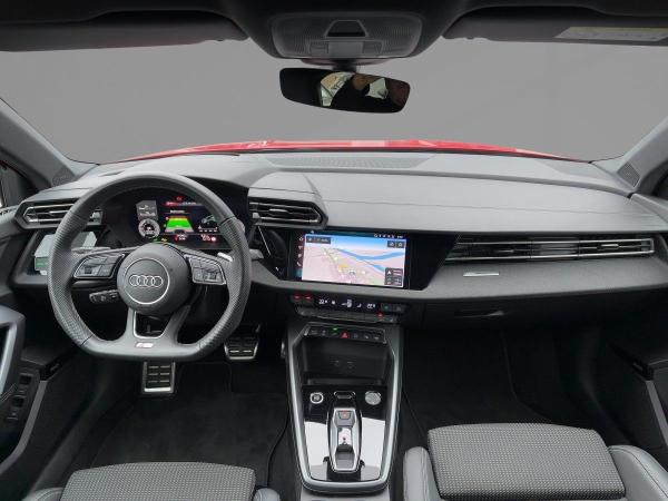 Audi A3 Sportback TFSIe S line 45 S tronic Matrix LED