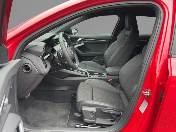 Audi A3 Sportback TFSIe S line 45 S tronic Matrix LED