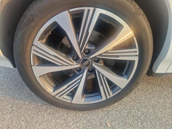 Audi SQ6 e-tron NP:111tEUR! B&O.WÄRMEPUMPE.PANO.MATRIX.LEDER