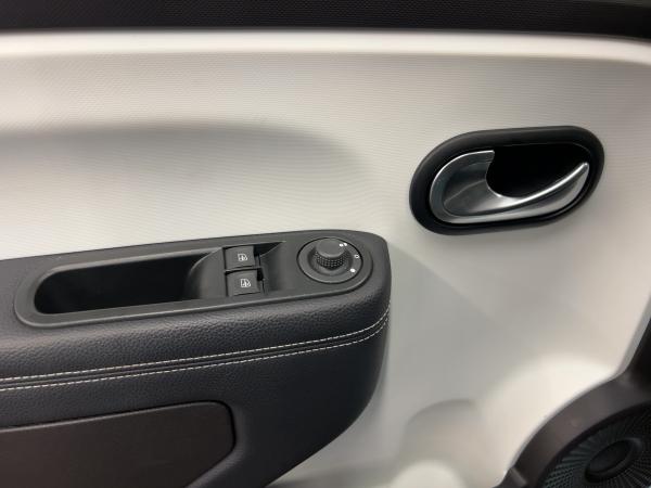 Renault Twingo TECHNO ELECTRIC 22 kWh SITZHEIZUNG