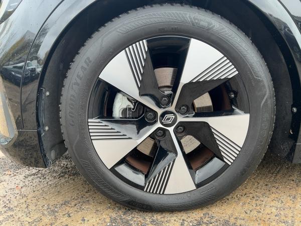 Renault Megane E-Tech Megane E-TECH EV40 Equilibre 130 Schnellladefunk