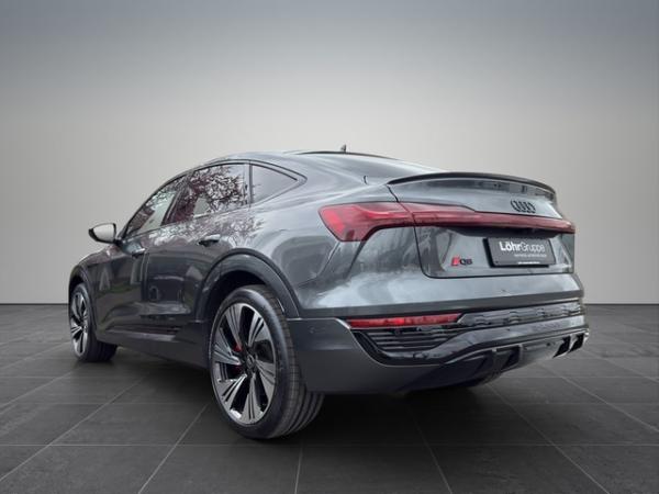 Audi Q8 Sportback e-tron 55 S line quattro /