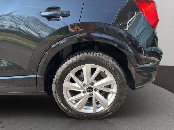 Audi Q2 S-Line 35TFSI S-Tr. Navi Leder Rückfahrkamera