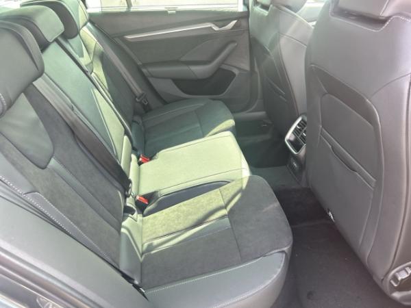 Skoda Octavia Combi 2.0 TDI Balance, AHK, LED, Navi