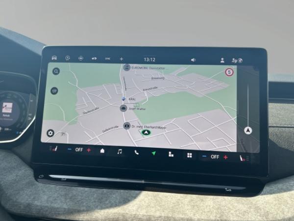 Skoda Octavia Combi 2.0 TDI Balance, AHK, LED, Navi