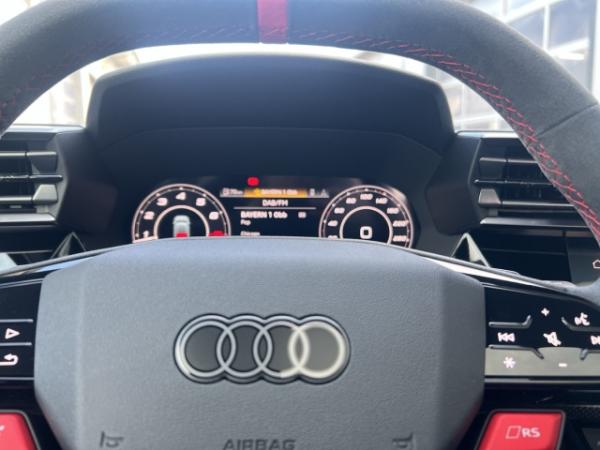 Audi RS3 2.5 TFSI quattro Sportback 294 kW S tronic Pano MMI-Plus