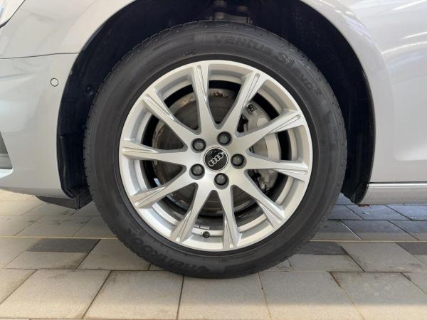 Audi A4 Limousine 40 TDI quattro Matrix Head-Up Standh