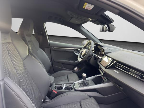 Audi A3 Sportback TDI*S Line*MEGA- RATE*Navi*uPE: 44750,-* 9 x Pakete*LED*Kamera*S-Sitze*