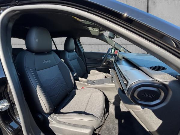 Jeep Avenger ⚫ Black Edition - FRÜHJARSAKTION | Sitzheizung | Allwetter