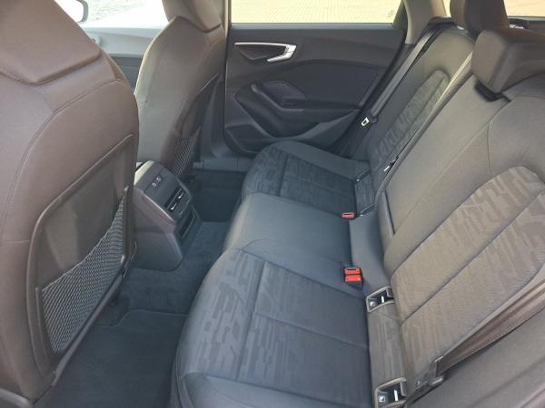 Audi A5 2.0 Avant TDI AHK 18 RFK Navi CarPlay