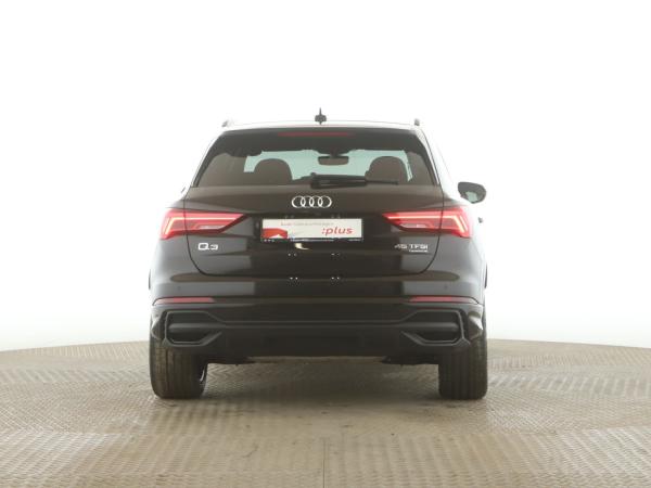 Audi Q3 45 TFSI quattro S line AHK+Matrix+RFK+MMI-Plus