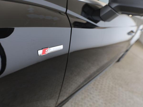 Audi Q3 45 TFSI quattro S line AHK+Matrix+RFK+MMI-Plus