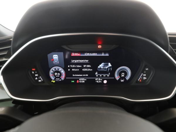 Audi Q3 45 TFSI quattro S line AHK+Matrix+RFK+MMI-Plus
