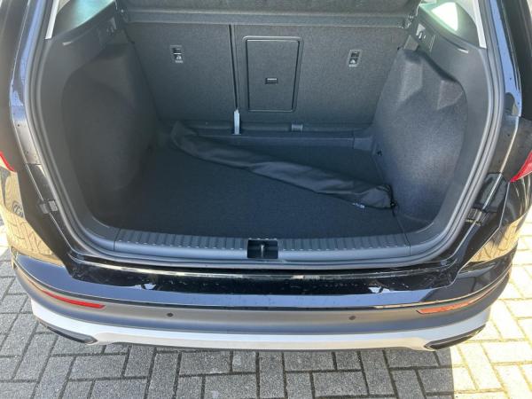 Seat Ateca Road Edition Navi Ganzjahresreifen Klima