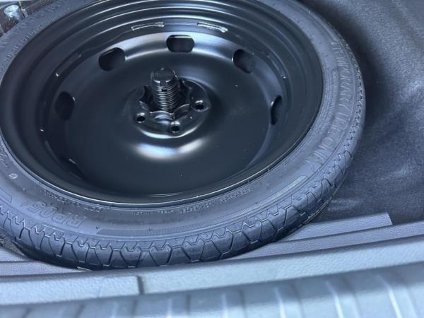 Seat Ateca 1.5 TSI AHK/ Navi/ Ganzjahresreifen Klima