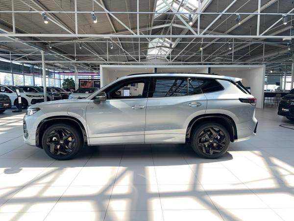 Volkswagen Tayron R-Line Hybrid DSG AHK NAVI R-KAMERA