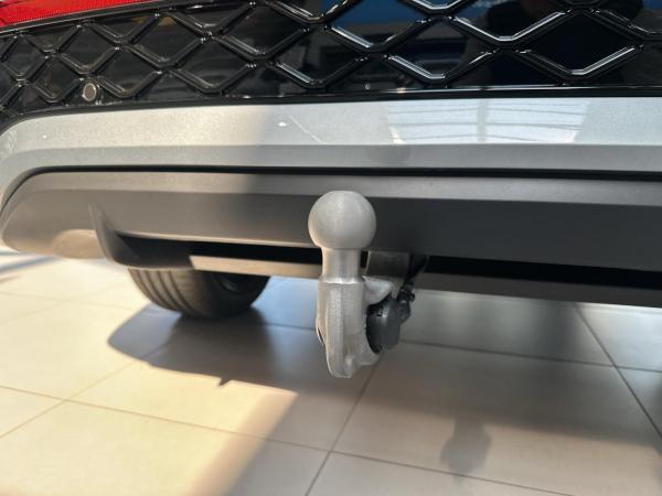 Volkswagen Tayron R-Line Hybrid DSG AHK NAVI R-KAMERA