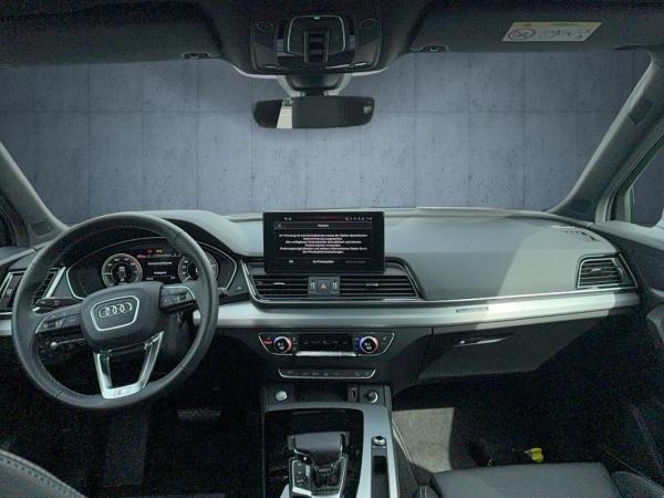 Audi Q5 Sportback TFSI e S line business qu S tr HUD