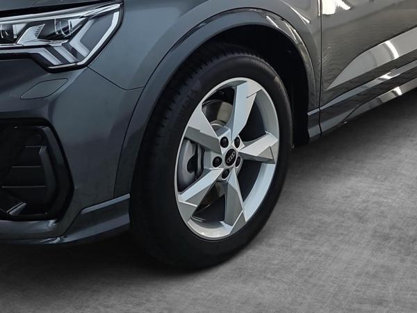 Audi Q3 SPORTBACK KAMERA ACC SONOS AHK MATRIX