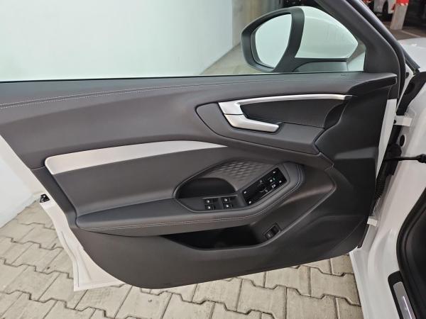 Audi A5 AVANT QUATTRO BUSINESS ACC