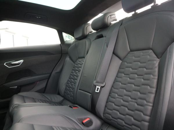 Audi e-tron GT quattro 0,5%*HUD*PANO*MATRIX*B&O*CARPLAY