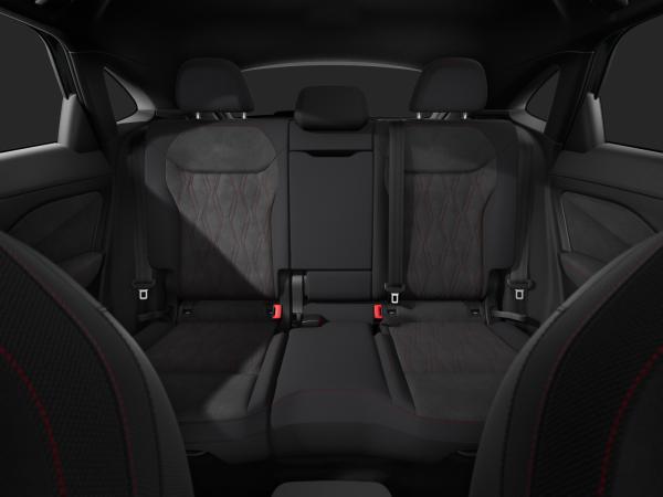 Audi Q3 Sportback 2.0 TFSI quattro AHK PANO HUD Audi Q3 Sportback 2.0 TFSI quattro AHK PANO HUD