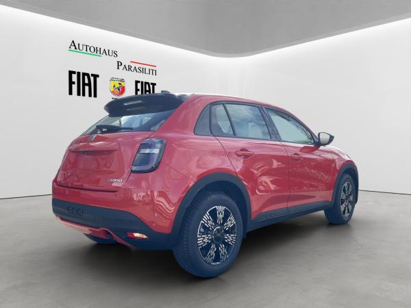 Fiat 600 1.2 Hybrid T3 81 kW DCT BUSINESS EDITION