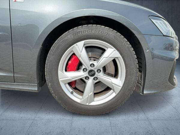 Audi A6 Limousine 55 TFSI e S line qu. S tr. Matrix