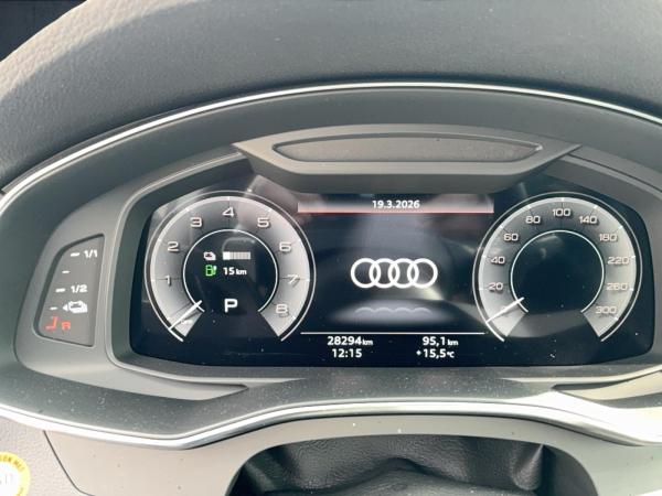 Audi A6 Limousine 55 TFSI e S line qu. S tr. Matrix