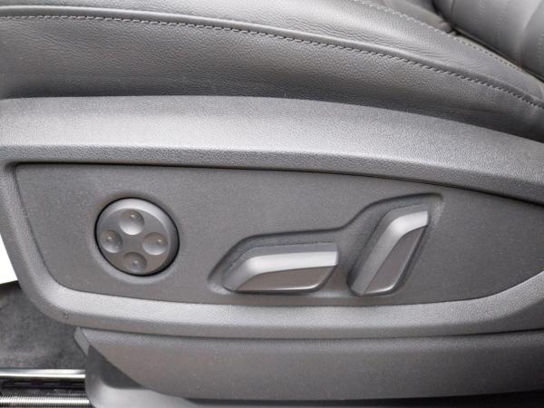 Audi Q5 Sportback HUD*PANO*LEDER*AHK*LM20*MATRIX*NAVI*5J GAR