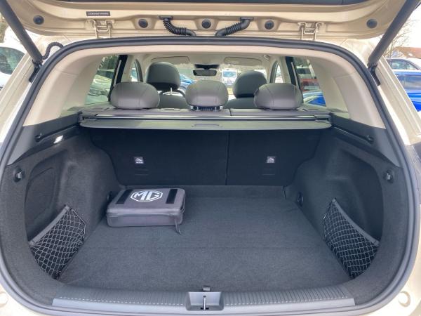 MG S6 EV RWD Long Range /360/HUD/WÄPU/STDHZG