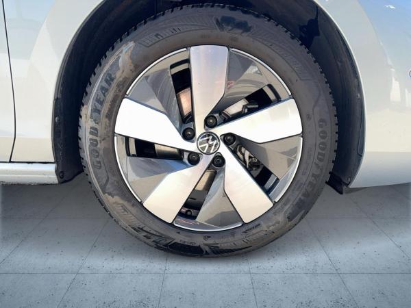 Volkswagen Passat Business /AHK /IQ-DRIVE