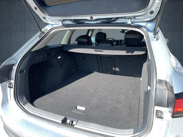 Volkswagen Passat Business /AHK /IQ-DRIVE