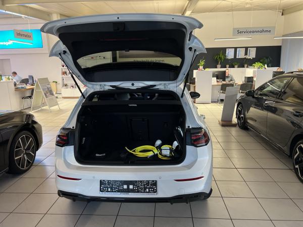 Volkswagen Golf 1.5 eHybrid OPF 200kW DSG GTE