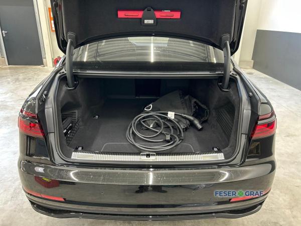 Audi A8 60 TFSI e quattro Pano Matrix AHK Navi