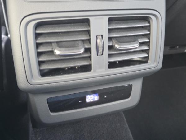 Audi Q5 SUV TDI quattro 150 kW S tronic S line AHK Tech