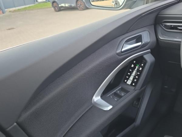 Audi Q5 SUV TDI quattro 150 kW S tronic S line AHK Tech