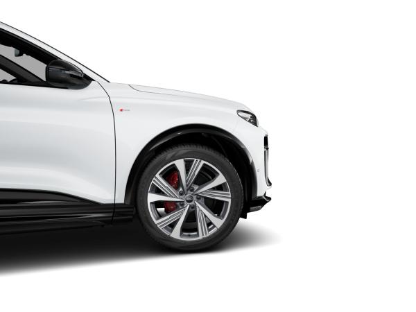 Audi Q6 e-tron qu WINTERRÄDER S line 360° HUD PANO MATRIX B&O LUFT