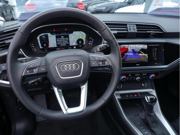 Audi Q3 35 TDI advanced ACC LED Navi RüKa Sitzh. 18