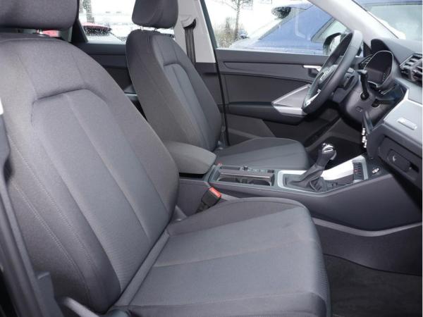 Audi Q3 35 TDI advanced ACC LED Navi RüKa Sitzh. 18