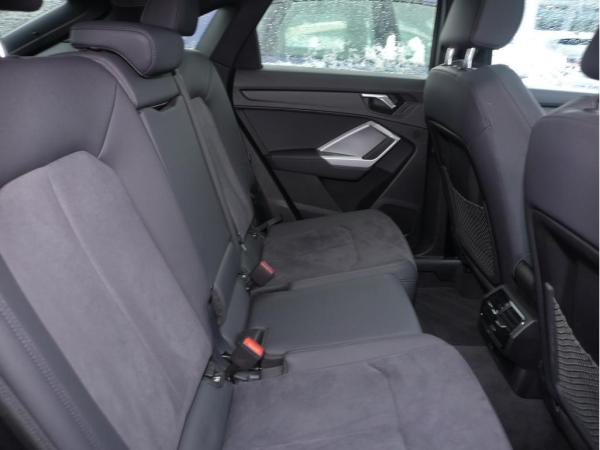 Audi Q3 Sportback 35 TDI S line Ext. Pano RüKa Sitzh.