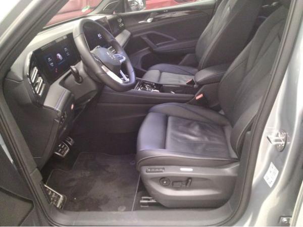 Volkswagen Tiguan R-Line 1.5TSI eHybrid +AHK+LEDER+PANO+