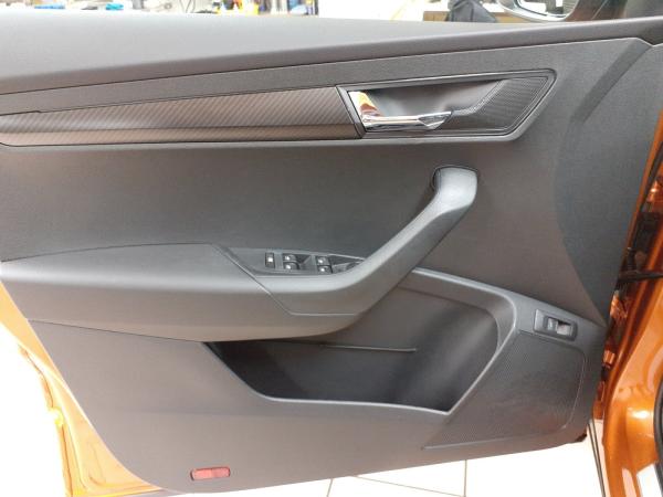 Skoda Karoq Sportline 1.5 TSI DSG AHK MATRIX RFK Skoda Karoq Sportline 1.5 TSI DSG AHK MATRIX RFK