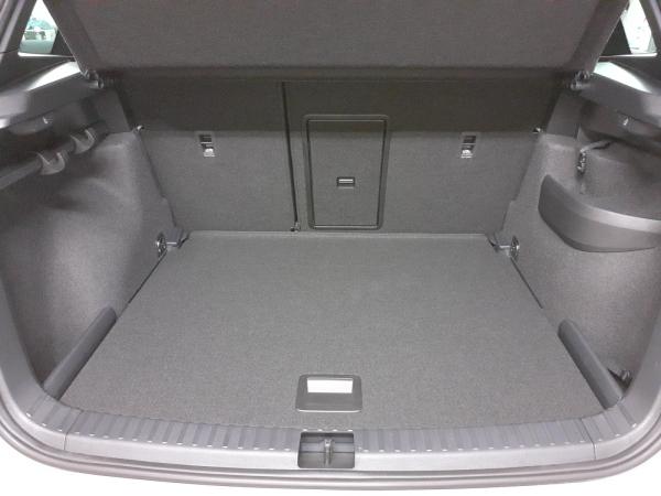 Skoda Karoq Sportline 1.5 TSI DSG AHK MATRIX RFK