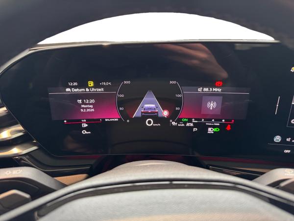 Audi A5 Avant S Line 40 TFSI AHK