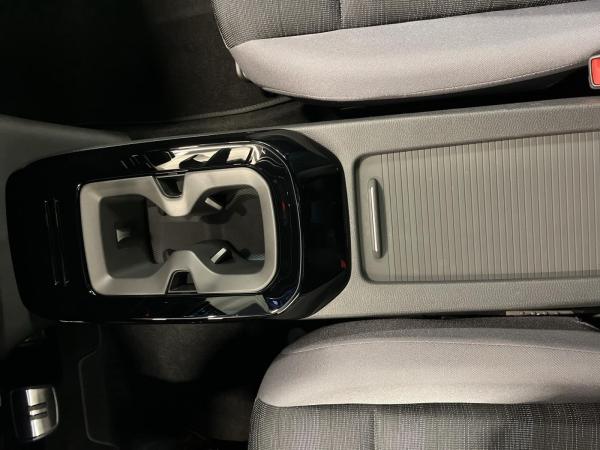 Volkswagen ID.4 Pure 2xKlima 360 ACC AUT Akustikglas Kam.