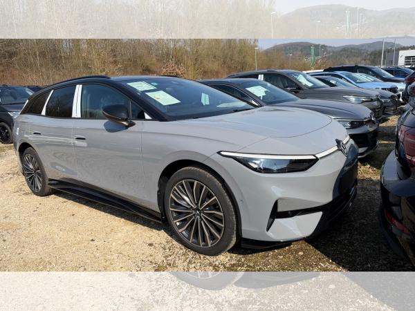 Volkswagen ID.7 Tourer Pro 286 PS77 kWh*AHK*Winterrad*Black Style*SOFORT