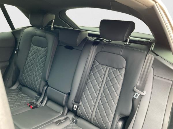 Audi Q8 SUV TDI quattro tiptronic