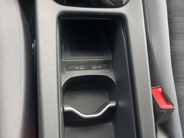 Volkswagen ID.5 Pure Wärmepumpe,IQ.LIGHT,Navi,5J-Garantie